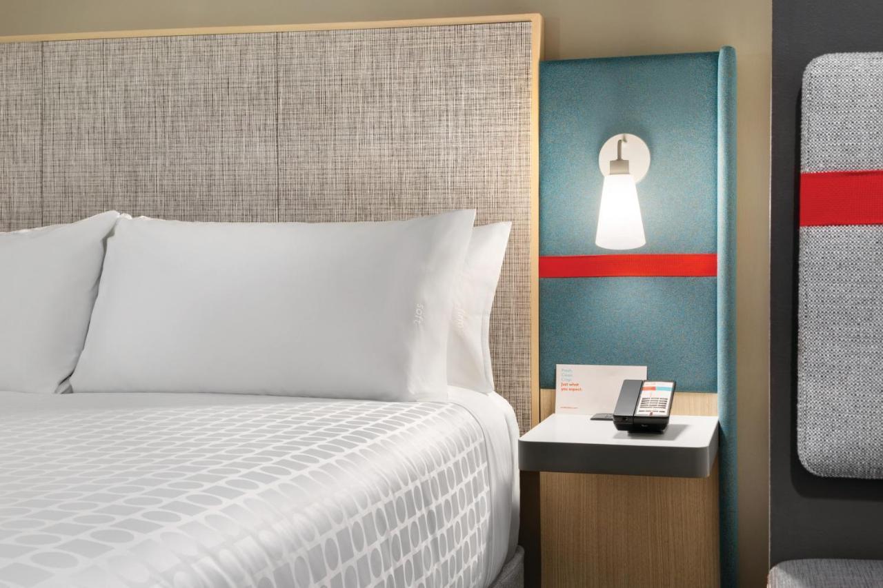 Avid Hotel Perry-National Fairground Area By Ihg Room photo